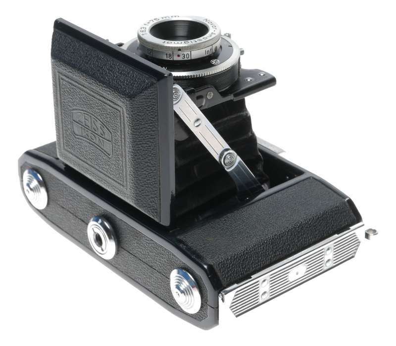 Zeiss Ikon Nettar 515/16 Folding Camera Vario Novar 1:6.3/75mm Postwar