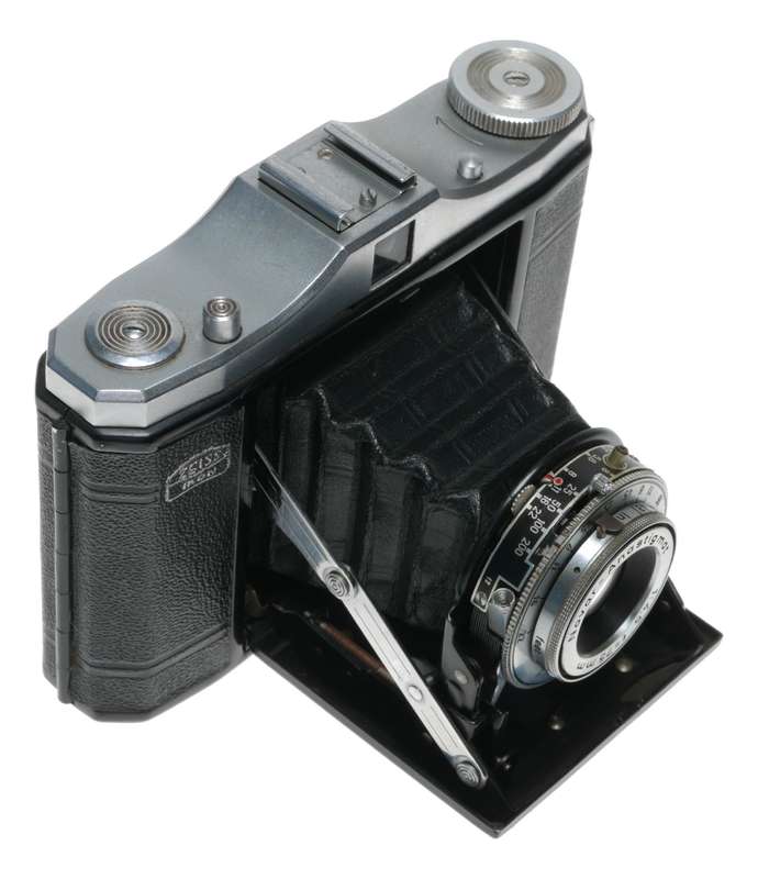 Zeiss Ikon Nettar 517/16 6x6 Folding Camera Novar 1:4.5 f=75mm