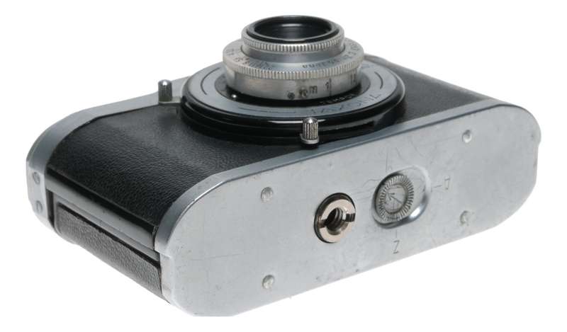 Zeiss Ikon VEB Taxona 24x24 Film Camera Tessar 3.5/37.5cm