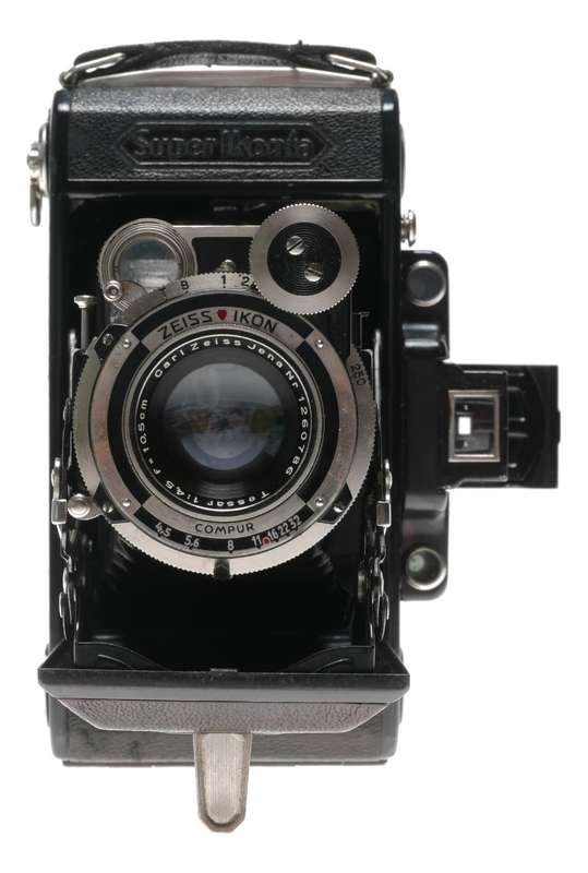 Zeiss Ikon Super Ikonta C 530/2 Folding Film Camera Tessar 1:3.5/7.5cm