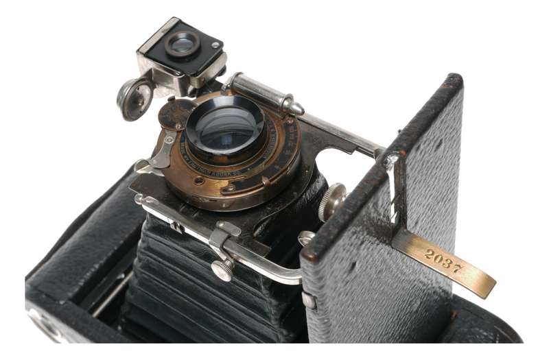 Kodak No.3-A Folding Pocket Model B-3 122 Rollfilm Camera