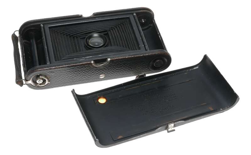 Kodak No.3-A Folding Pocket Model B-3 122 Rollfilm Camera