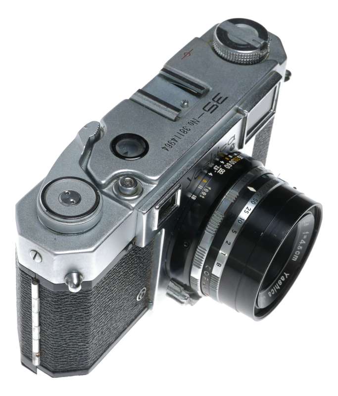 Yashica 35 Rangefinder Film Camera Yashinon 1:2.8 f=4.5cm