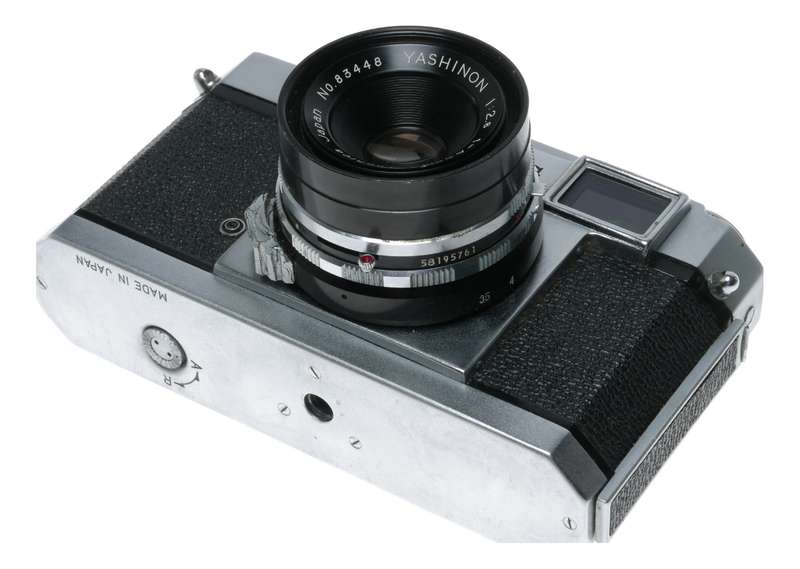 Yashica 35 Rangefinder Film Camera Yashinon 1:2.8 f=4.5cm