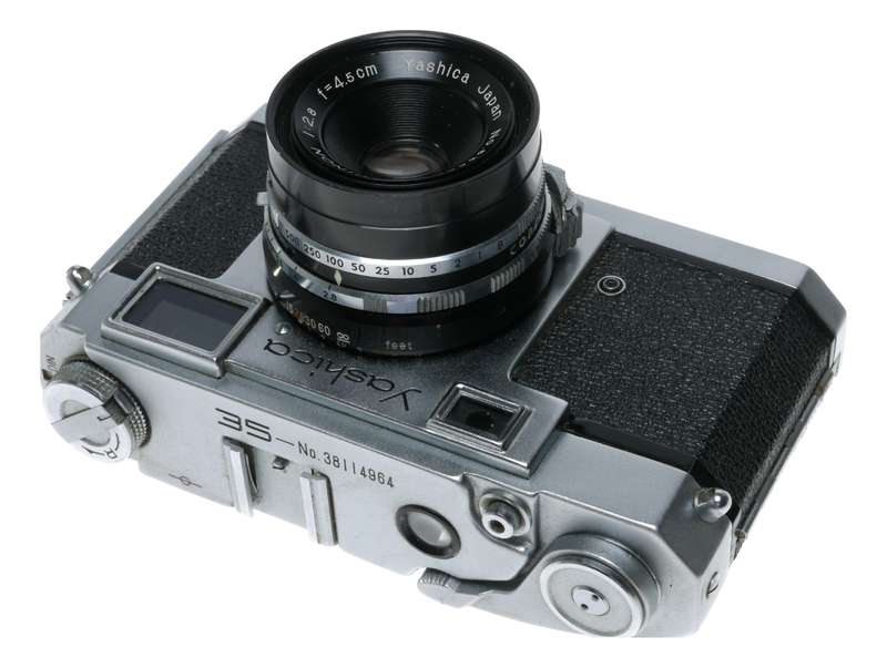 Yashica 35 Rangefinder Film Camera Yashinon 1:2.8 f=4.5cm