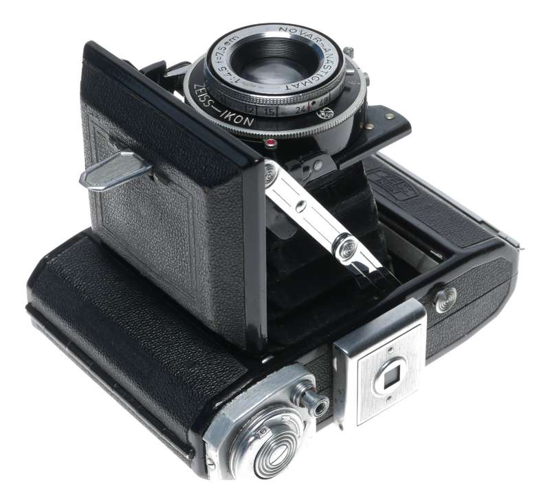 Zeiss Ikon Ikonta A 521 4.5x6cm Pre-war Folding Novar 1:4.5 f=7.5cm