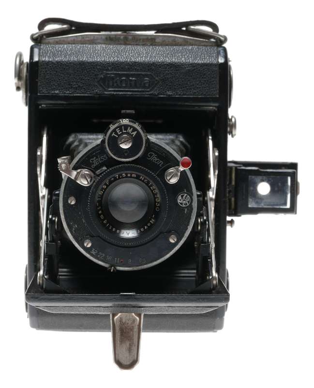 Zeiss Ikonta 520 Ikomat A 4.5x6cm Folding Camera Novar 1:6.3 F=7.5cm