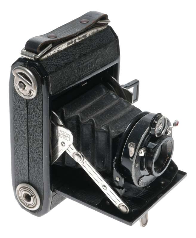 Zeiss Ikonta 520 Ikomat A 4.5x6cm Folding Camera Novar 1:6.3 F=7.5cm