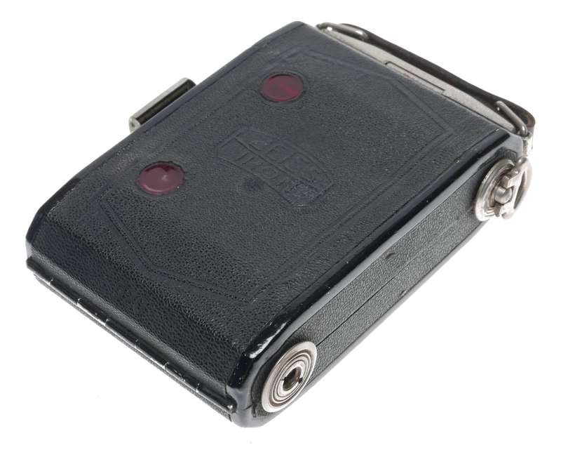 Zeiss Ikonta 520 Ikomat A 4.5x6cm Folding Camera Novar 1:6.3 F=7.5cm