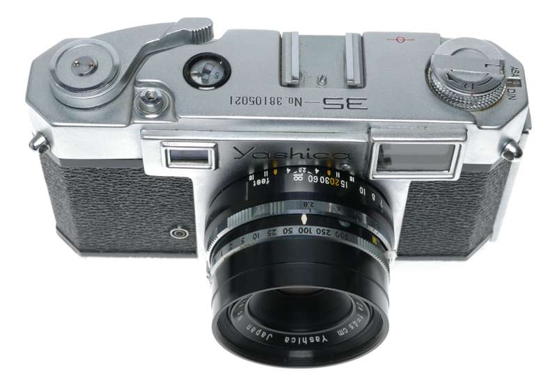 Yashica 35 Rangefinder Film Camera Yashinon 1:2.8 f=4.5cm Rare