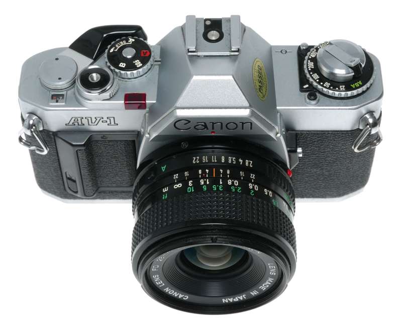 Canon AV-1 35mm Film SLR Camera FD 1:2.8 28mm Wide Angle