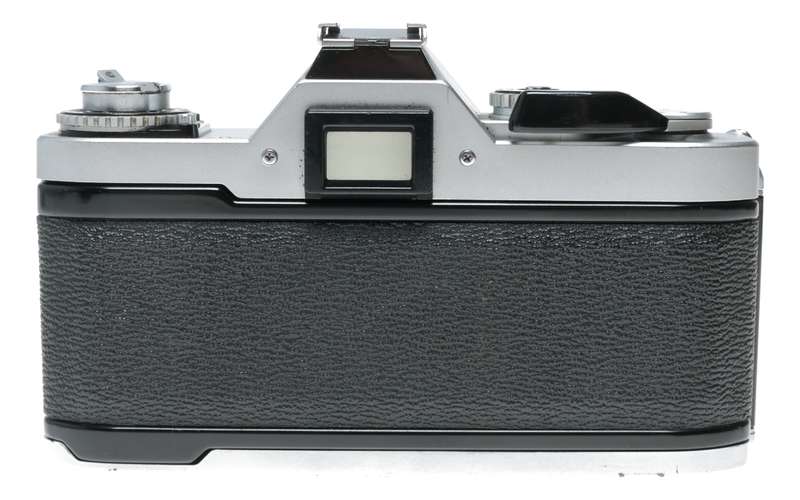 Canon AV-1 35mm Film SLR Camera FD 1:2.8 28mm Wide Angle