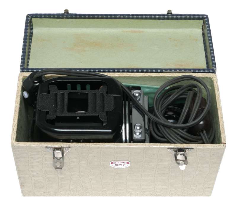 Romanslide New Z Bakelite 35mm Film Slide Projector Original Case