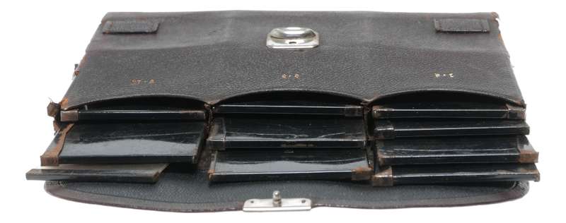 Universal Vintage 4.5x6cm Sheet Film Holders x12 in Leather Pouch