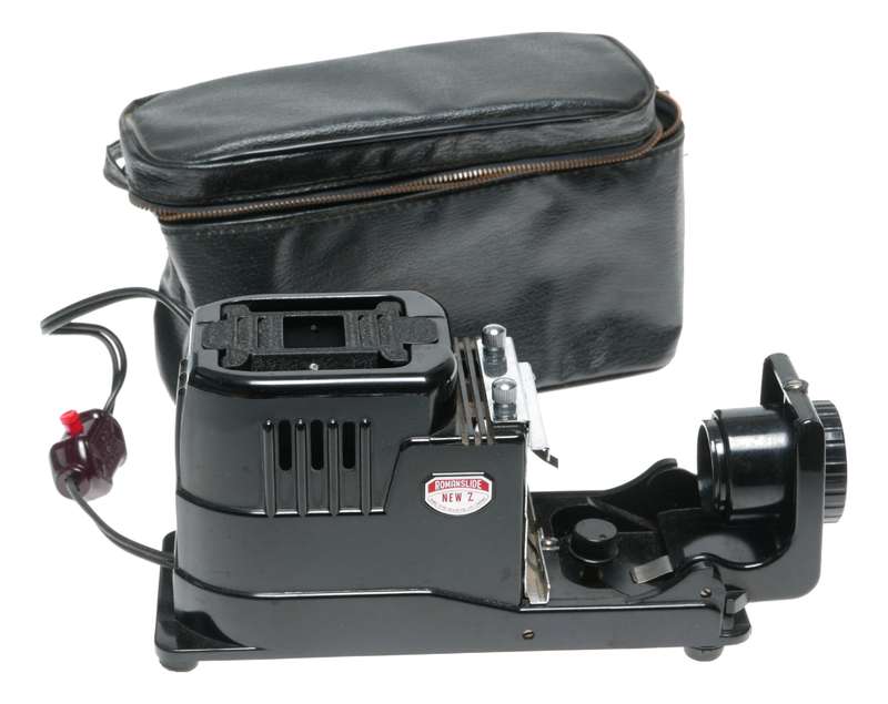 Romanslide New Z Vintage Bakelite 35mm Film Slide Projector Kanor 3.2/80