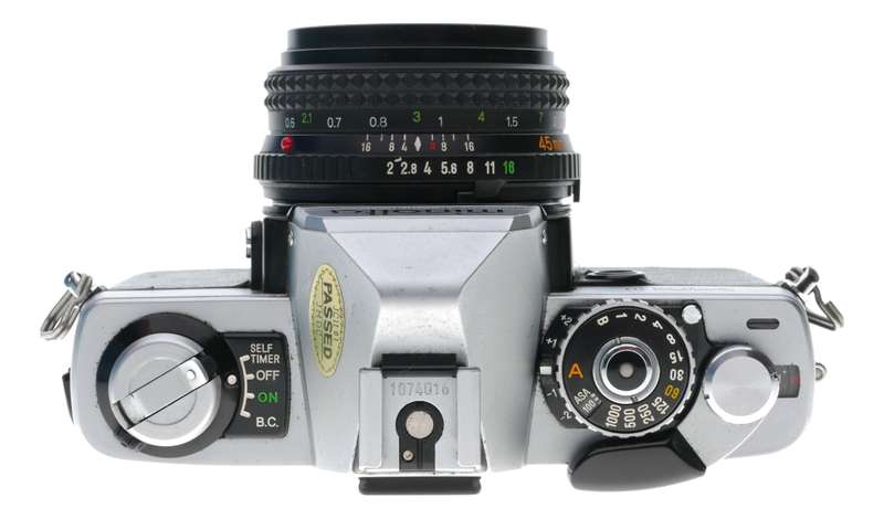Minolta XG1 35mm Film SLR Camera MD Rokkor 1:2/45