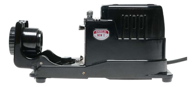 Romanslide New Z Vintage Bakelite 35mm Film Slide Projector Kanor 3.2/80