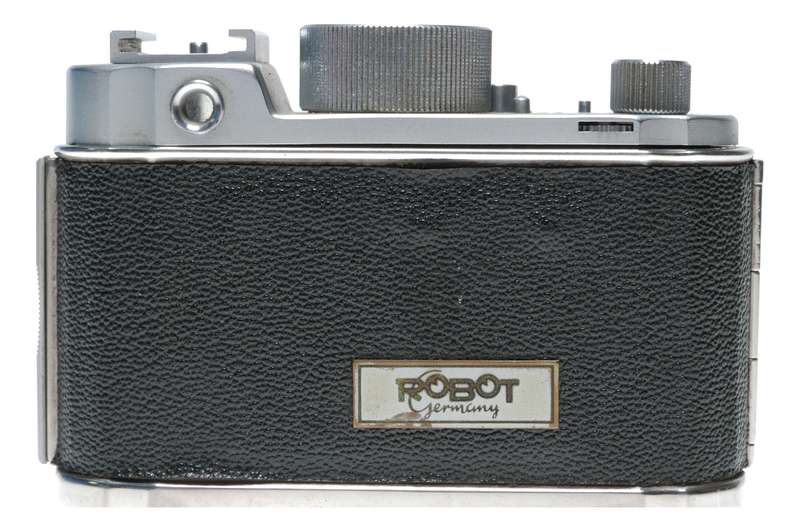 Robot Junior Compact 35mm Film Camera Schneider Xenar 1:2.8/38
