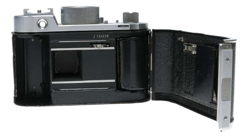 Robot Junior Compact 35mm Film Camera Schneider Xenar 1:2.8/38