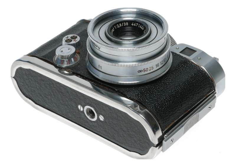 Robot Junior Compact 35mm Film Camera Schneider Xenar 1:2.8/38