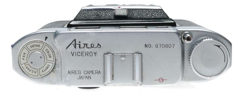 Aires Viceroy Dual Format Film Folding Camera Coral 1:3.5 f=7.5cm