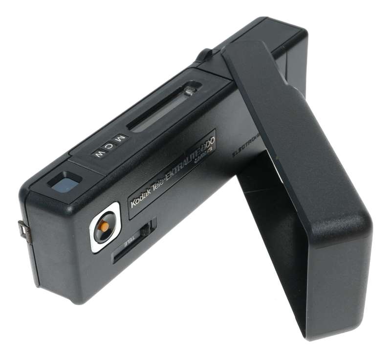 Kodak 600 Tele-Ektralite Compact Electronic Flash Camera in Box