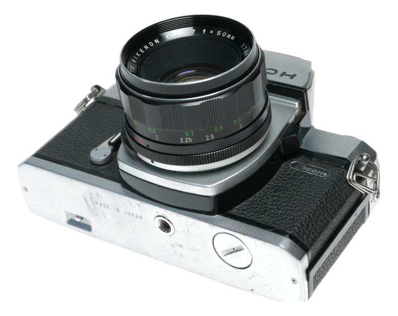 Ricoh TLS 401 35mm Film SLR Camera Auto Rikenon 1.7/50
