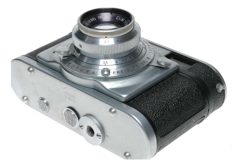 Futura-S Rangefinder 35mm film camera ELOR 1:2.8 f=50mm