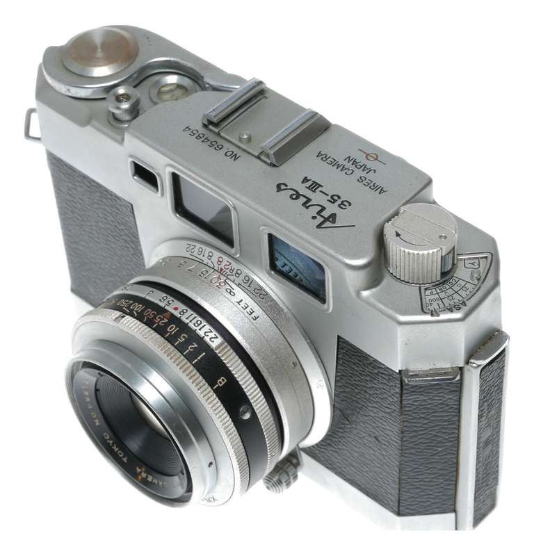 Aires 35 IIIA Film Rangefinder Camera Q Coral 1:2.8 f=4.5cm