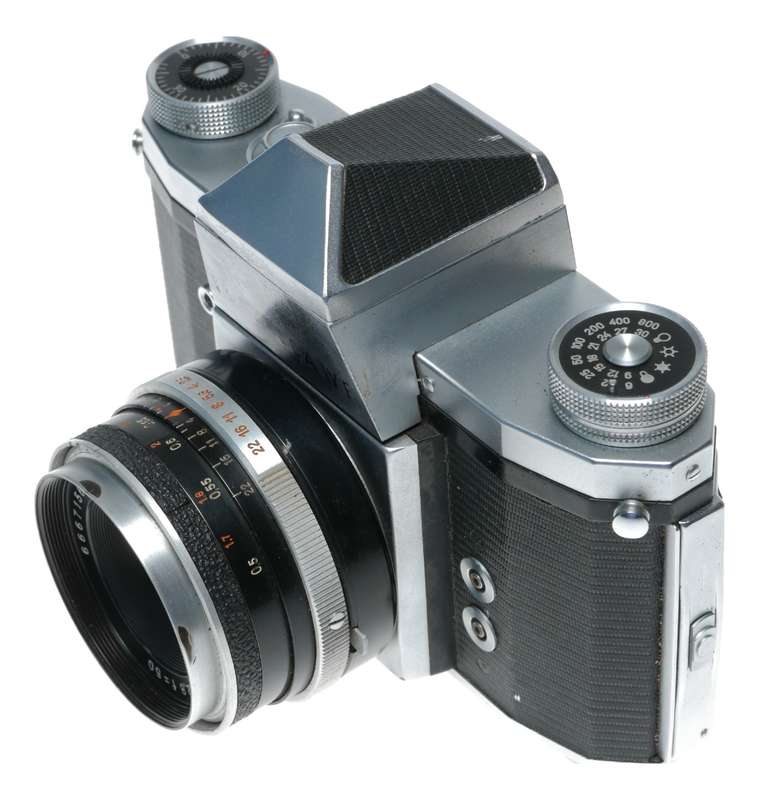 Pentacon Praktica IV F 35mm Film SLR Camera Jena T 2.8/50