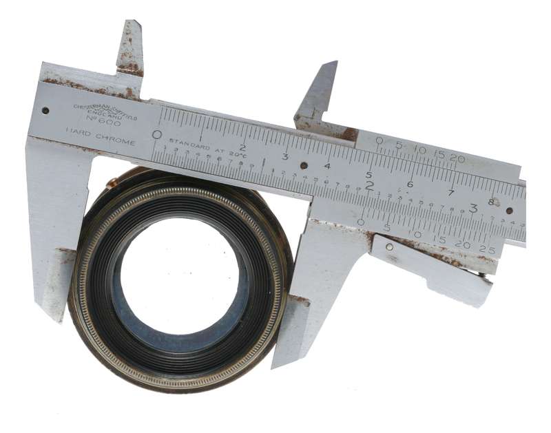 Ross Symmetric Anastigmat 1:8 F:9 In. Plate Bellows Camera Brass Lens