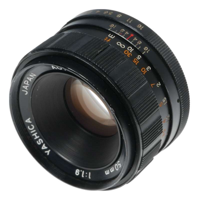 Yashica Auto Yashinon-DS 1:1.9 50mm Camera Lens