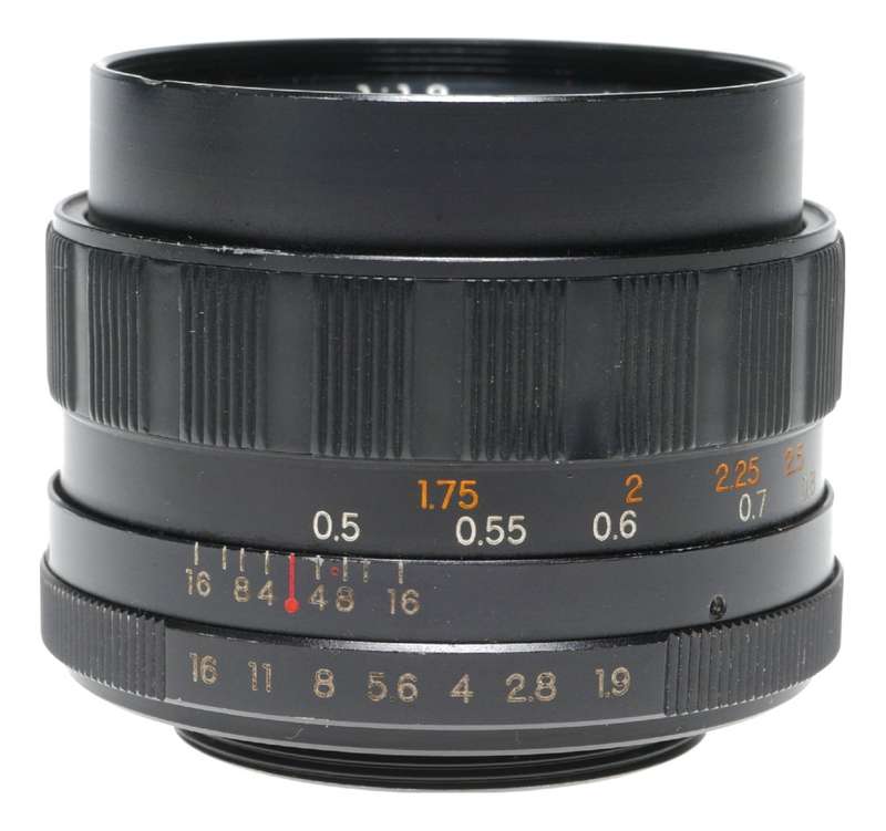 Yashica Auto Yashinon-DS 1:1.9 50mm Camera Lens