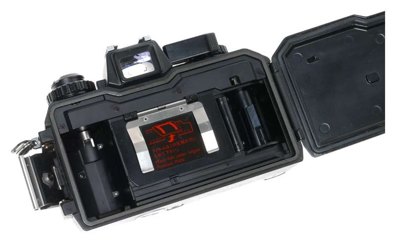 Nikonos IVa 35mm Underwater Viewfinder Film Camera Nikkor 1:2.5/35mm