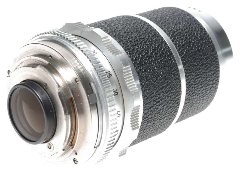 Voigtlander Super-Dynarex 1:4 135mm Telephoto Lens
