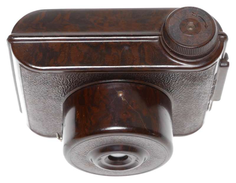 V.P. Twin Vest Pocket Bakelite 127 Rollfilm Camera Walnut Marble Finish