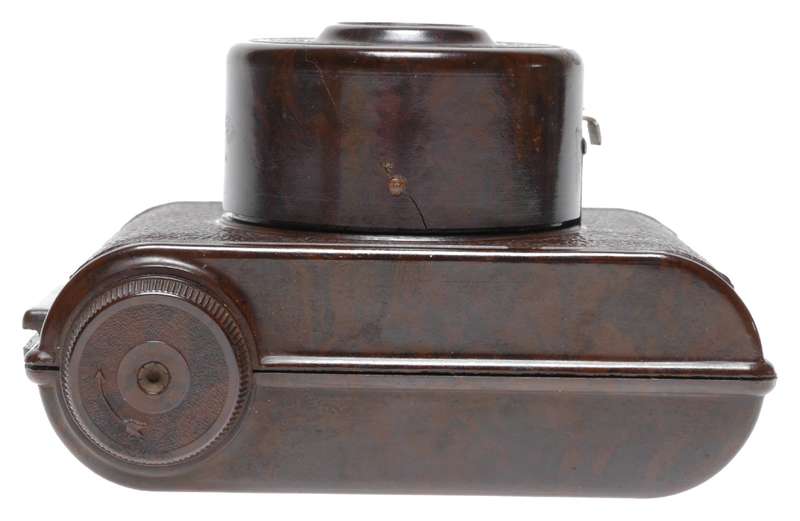 V.P. Twin Vest Pocket Bakelite 127 Rollfilm Camera Walnut Marble Finish