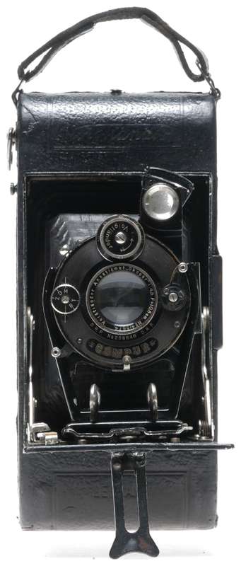 Voigtlander Rollfilm Camera 6.5x11 No.147695 Skopar 1:4.5 F=10.5cm