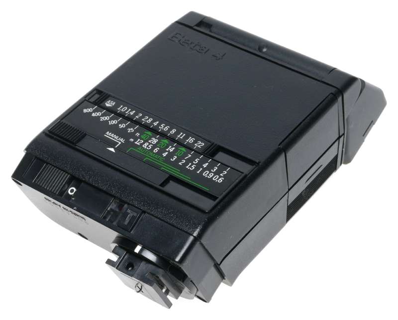 Rollei Beta 4 Electronic Flash Hotshoe Mount Swivel Head