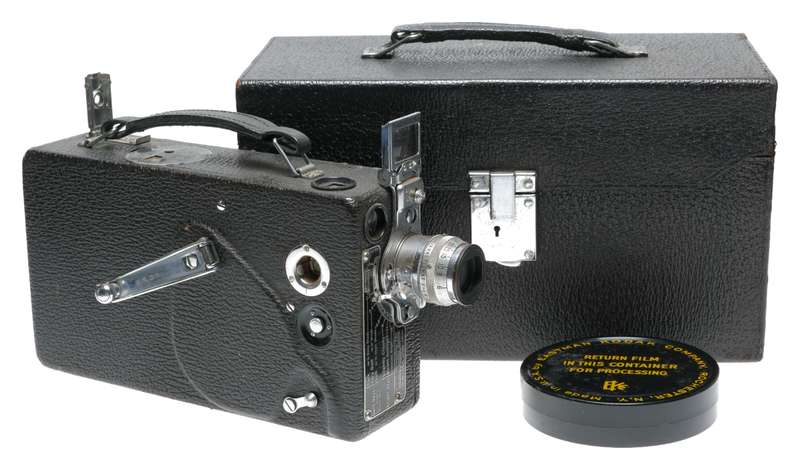 Kodak Cine Model K 16mm Spring Motor Movie Camera in Original Case
