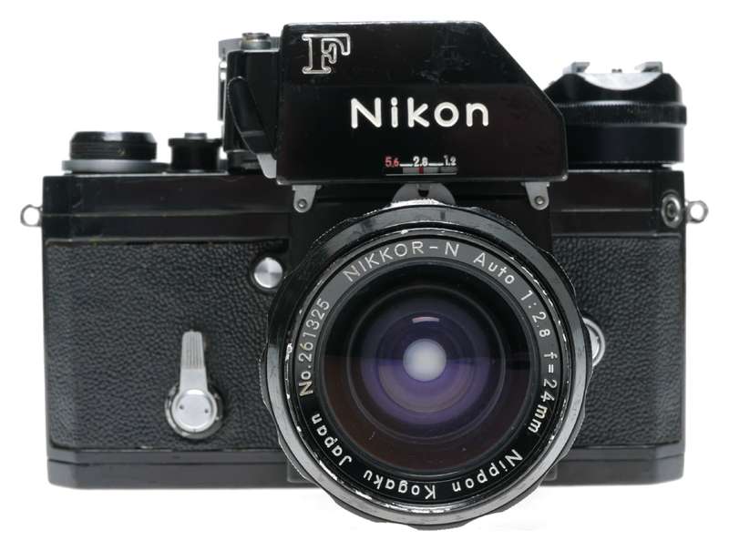 Nikon F Photomic Black SLR Camera Nikkor-N Auto 1:2.8 24mm Lens