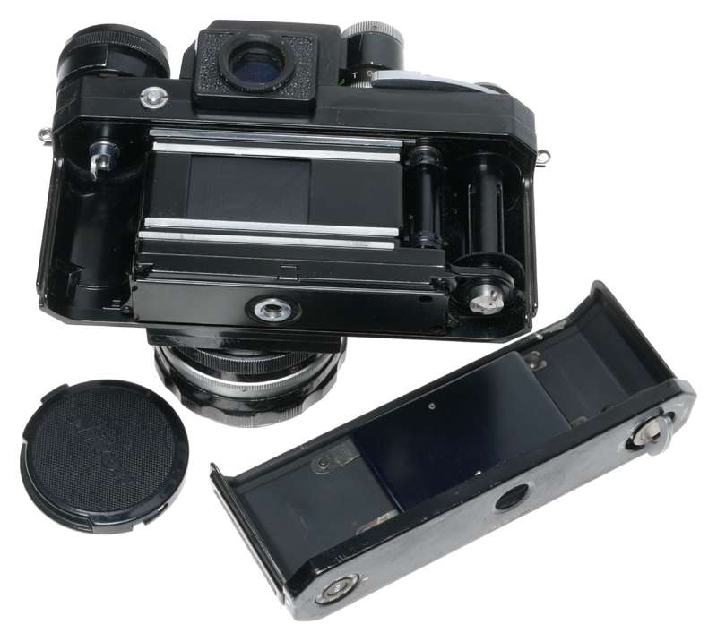 Nikon F Photomic Black SLR Camera Nikkor-N Auto 1:2.8 24mm Lens