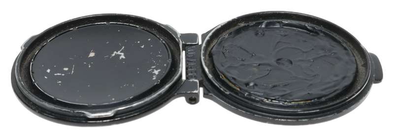 Rollei TLR Twin Lens reflex camera lens Cap used