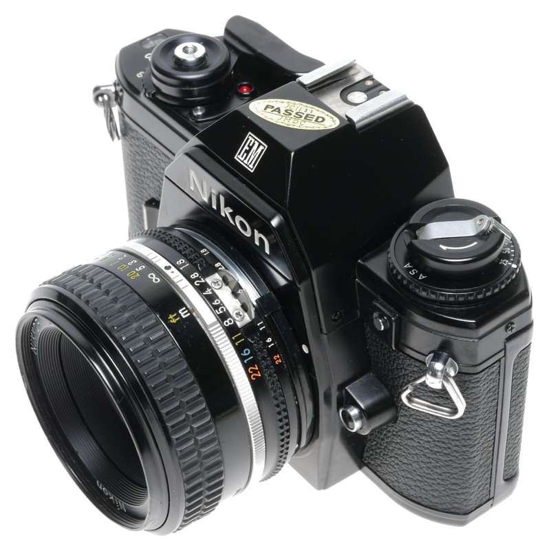 Nikon EM 35mm SLR Film Camera Nikkor 1.8/50 Lens
