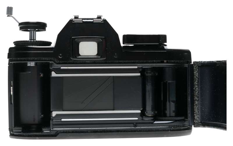 Nikon EM 35mm SLR Film Camera Nikkor 1.8/50 Lens