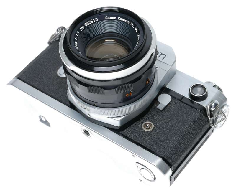 Canon FX 35mm Film SLR Camera FL Lens 1.8/50mm No.383276