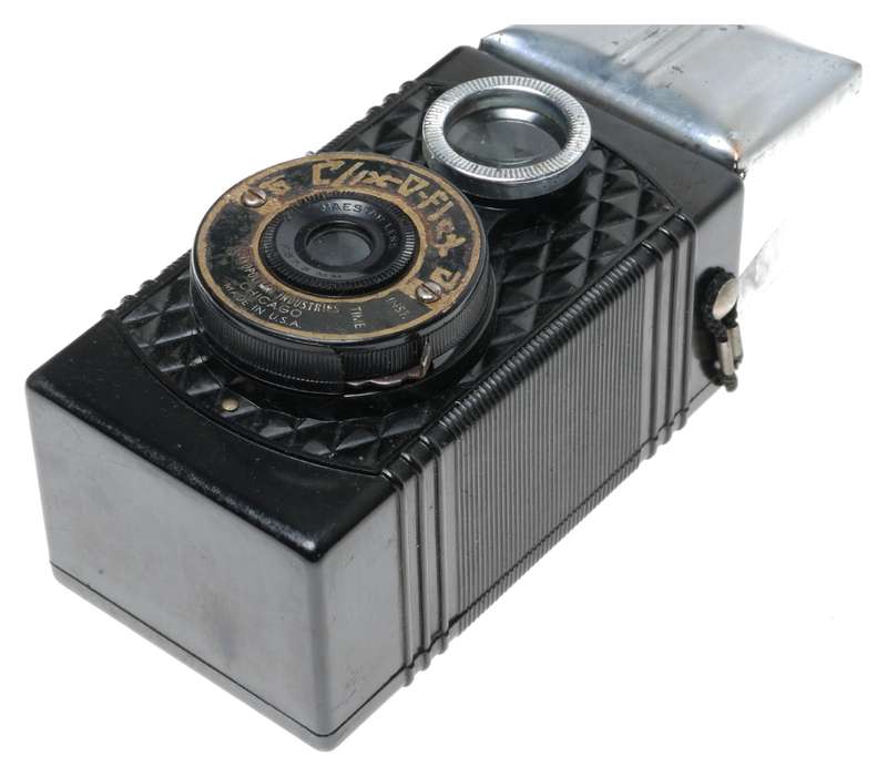 Clix-O-Flex Pseudo TLR Bakelite Camera Maestrar F.57.5mm Meniscus Lens