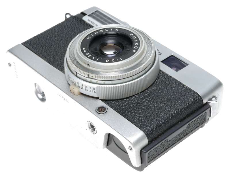 Minolta Minoltina-P 35mm Film Viewfinder Camera Rokkor 1:2.8 f=38mm