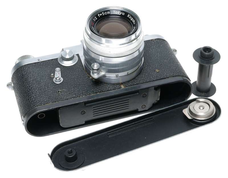Leotax F Rangefinder Camera Topcor-S 1:2 f=5cm Lens M39 Leica Mount