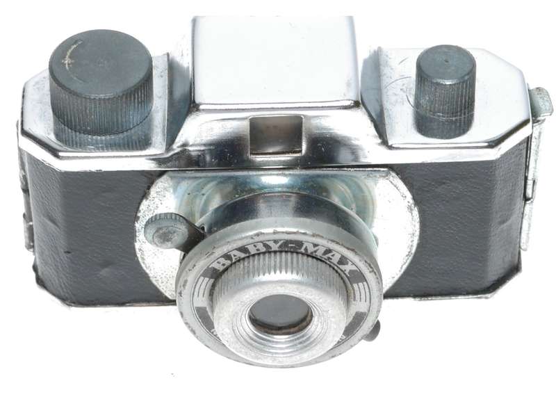 Tougodo Baby Max Miniature 17.5mm Film Camera Collectible